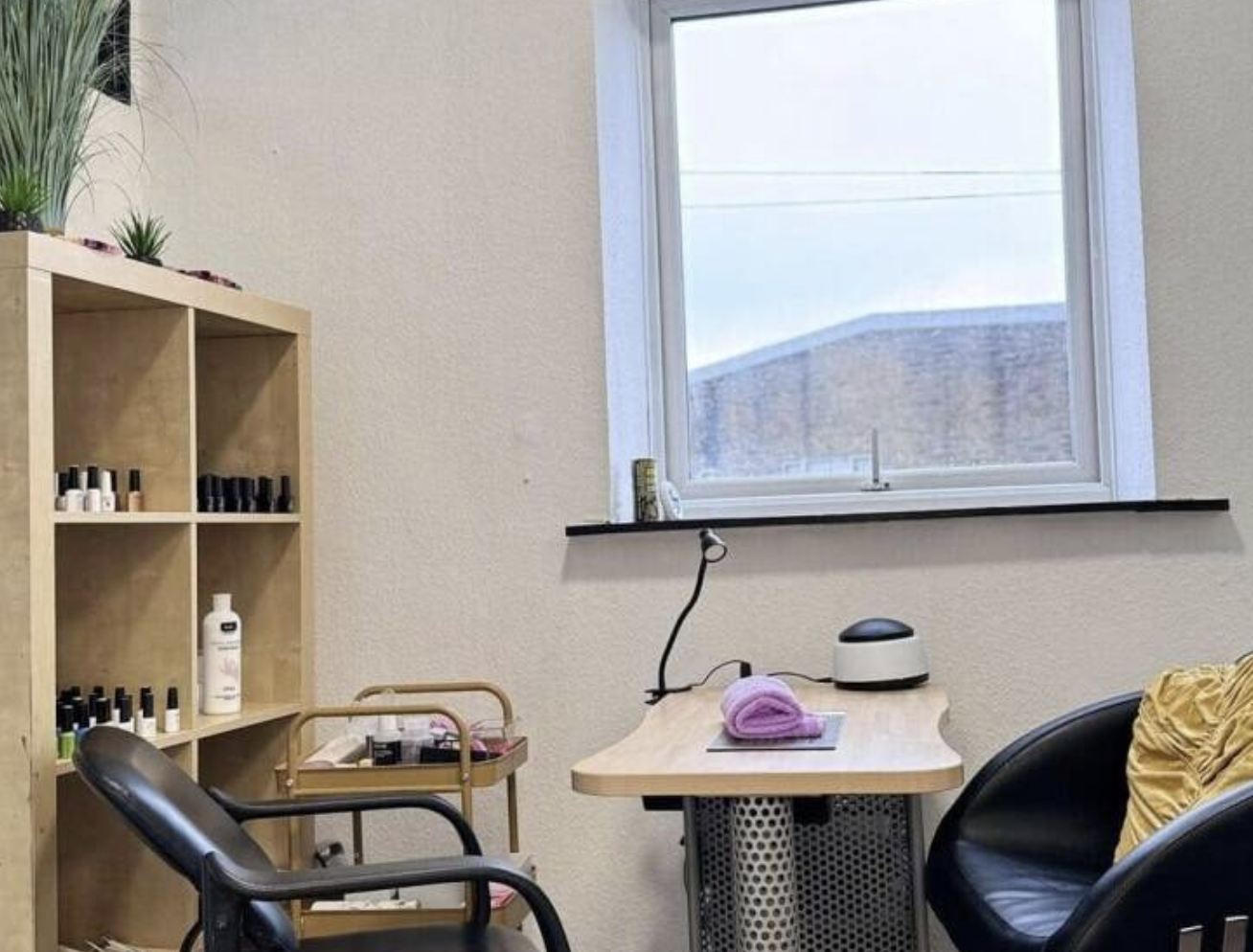 Buy a Top-rated Hair & Beauty Salon in Bradford Specialising in Chinese Pedicures