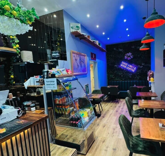 Café for sale in Fulham London with a strong reputation and loyal customer base — photo 2