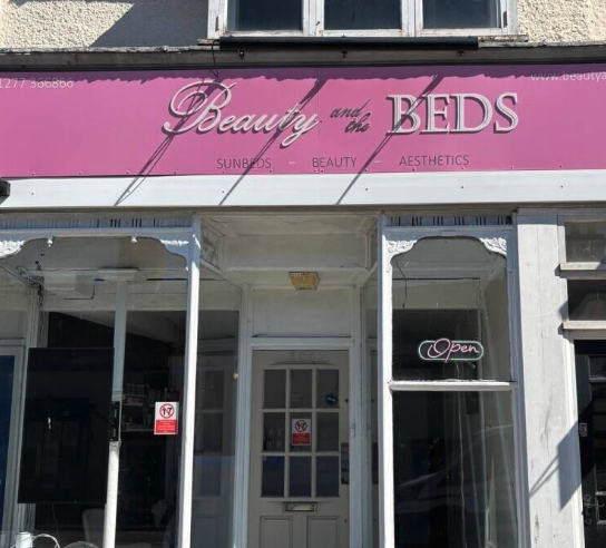 Beauty and Tanning Salon for Sale in Essex with Loyal Clientele and Diverse Services — photo 1