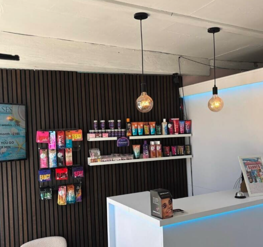 Beauty and Tanning Salon for Sale in Essex with Loyal Clientele and Diverse Services — photo 4